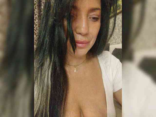 ProstoLolkaXXX webcam