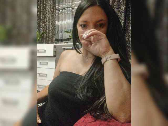 Lalili Live Webcam on BongaCams