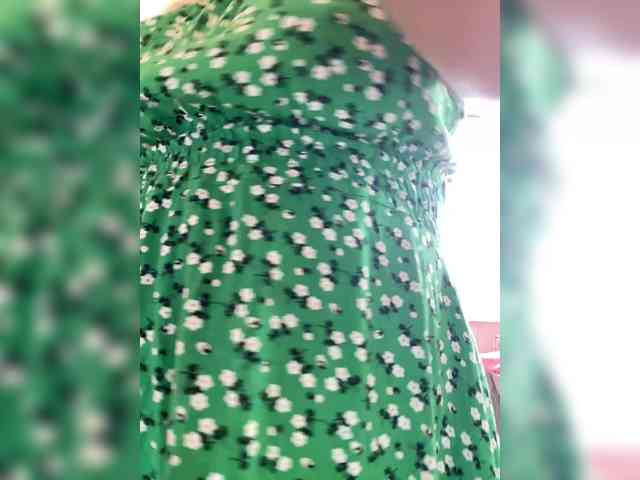 ProstoLolkaXXX webcam