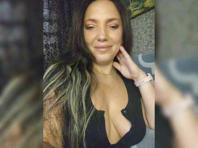 ProstoLolkaXXX webcam