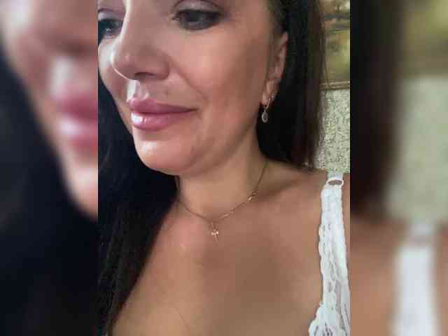 ProstoLolkaXXX webcam