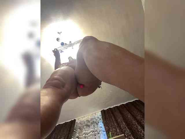 ProstoLolkaXXX webcam