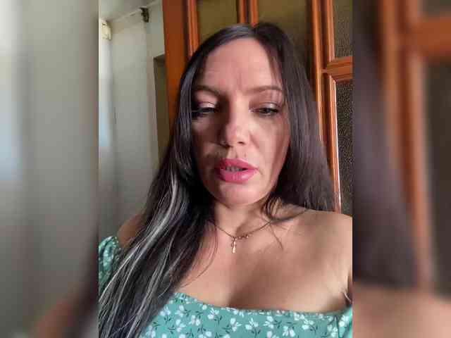 ProstoLolkaXXX webcam