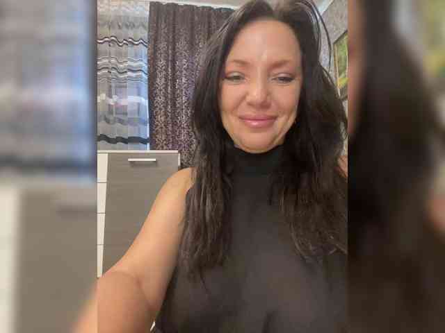 ProstoLolkaXXX webcam