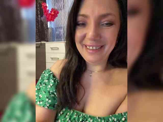 ProstoLolkaXXX webcam