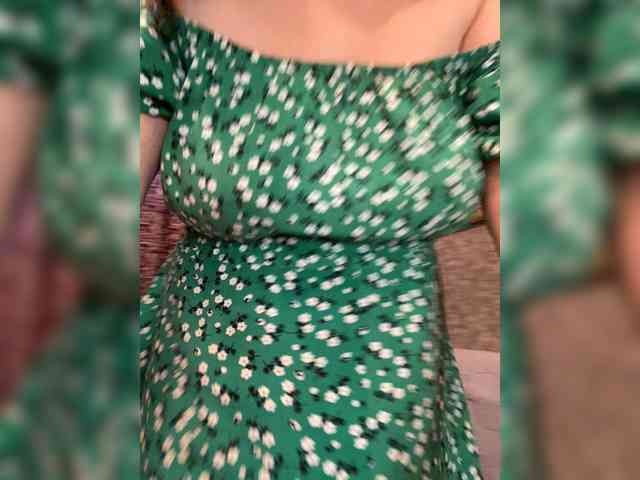 ProstoLolkaXXX webcam