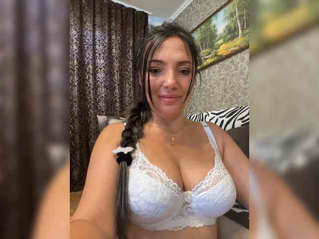 ProstoLolkaXXX webcam