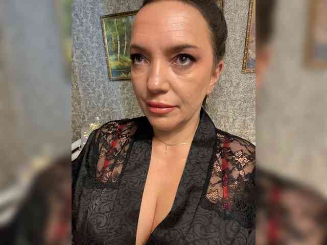 ProstoLolkaXXX webcam