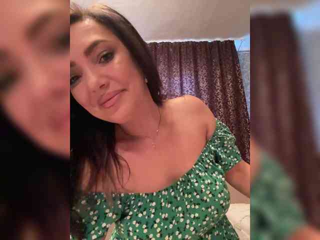 ProstoLolkaXXX webcam