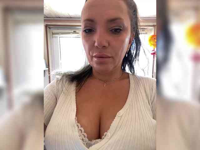 ProstoLolkaXXX webcam