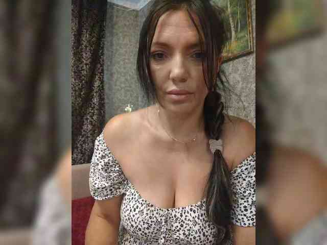 ProstoLolkaXXX webcam