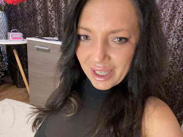 ProstoLolkaXXX webcam