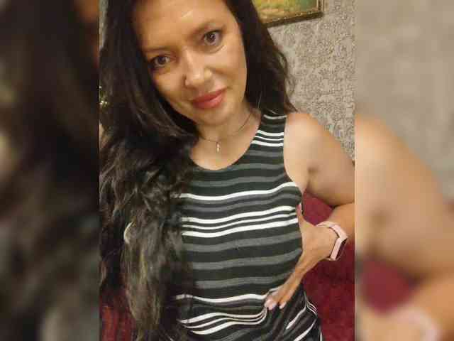 ProstoLolkaXXX webcam