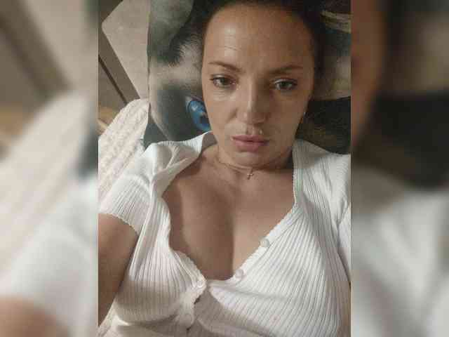 ProstoLolkaXXX webcam