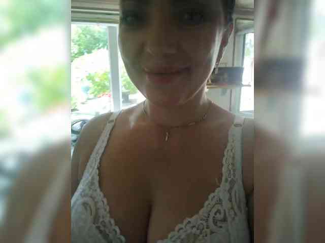 ProstoLolkaXXX webcam