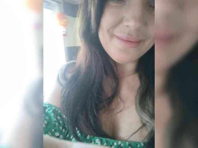 ProstoLolkaXXX webcam