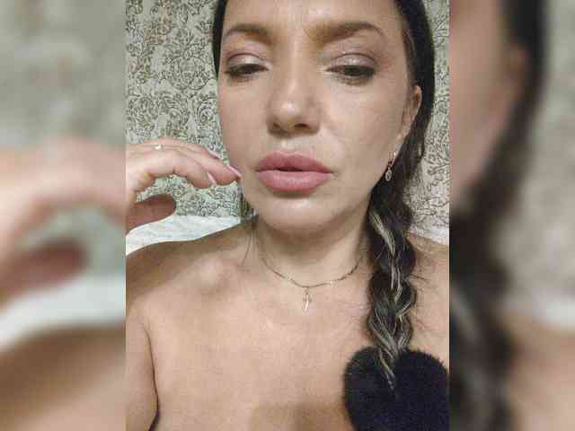 ProstoLolkaXXX webcam