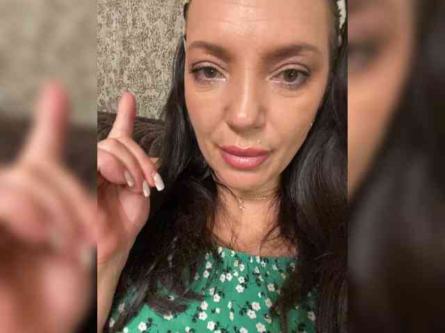 ProstoLolkaXXX webcam