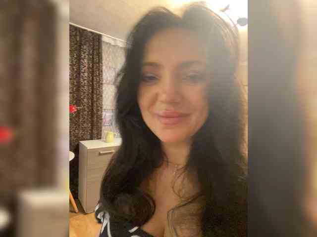 ProstoLolkaXXX webcam