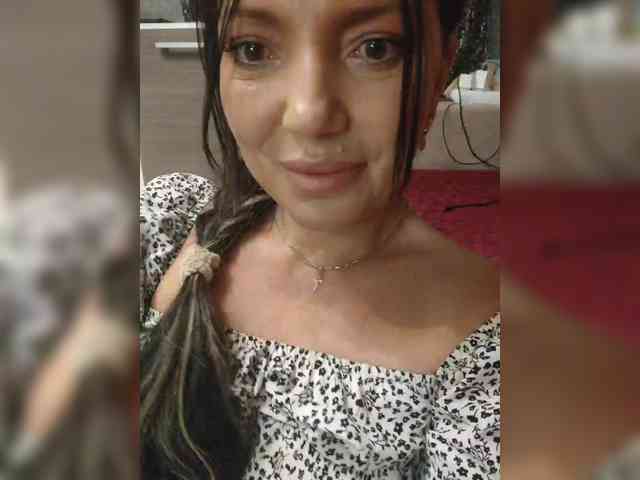 ProstoLolkaXXX webcam