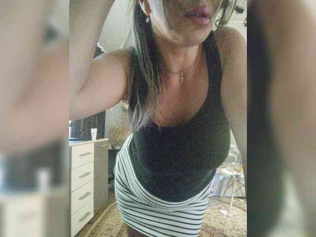 ProstoLolkaXXX webcam