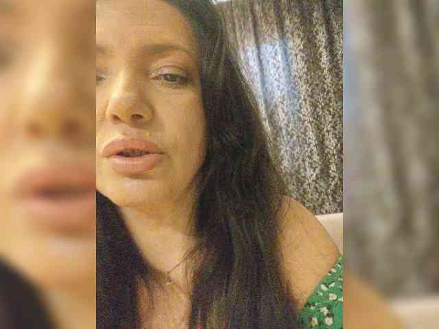 ProstoLolkaXXX webcam