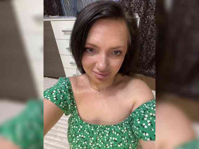 ProstoLolkaXXX webcam