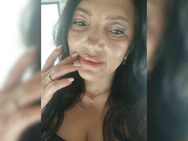 ProstoLolkaXXX webcam