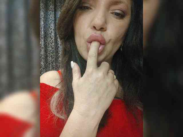 ProstoLolkaXXX webcam