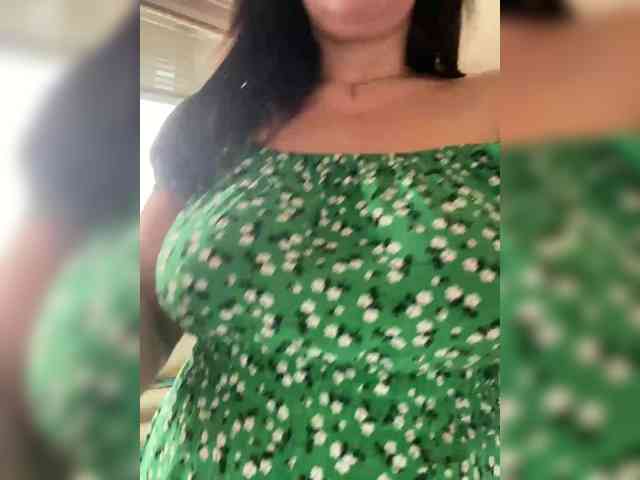 ProstoLolkaXXX webcam