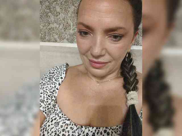 ProstoLolkaXXX webcam