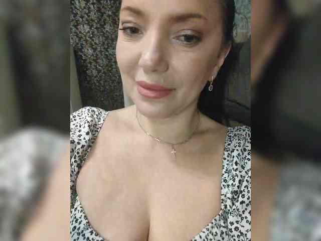 ProstoLolkaXXX webcam