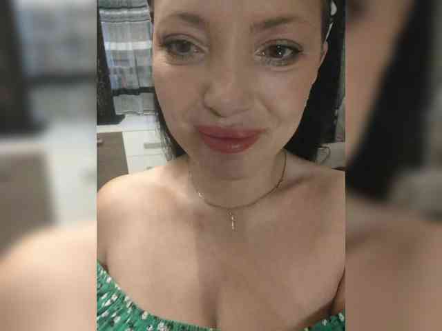 ProstoLolkaXXX webcam