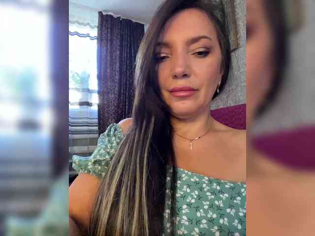 ProstoLolkaXXX webcam