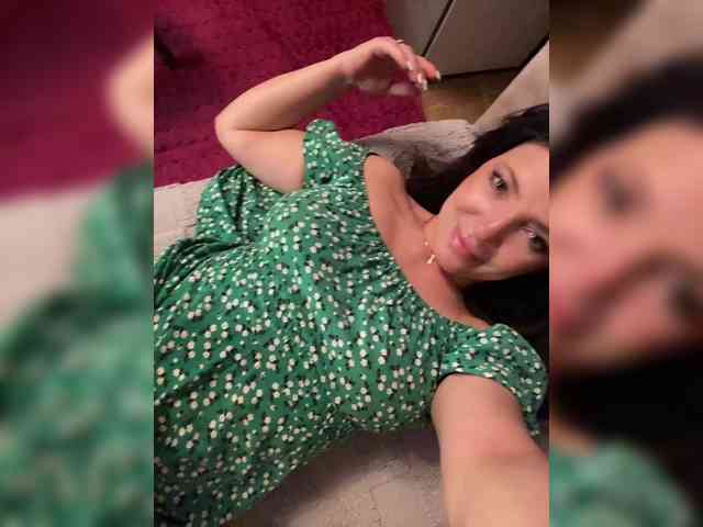 ProstoLolkaXXX webcam