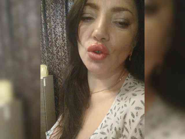 ProstoLolkaXXX webcam