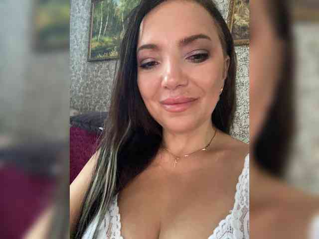 ProstoLolkaXXX webcam