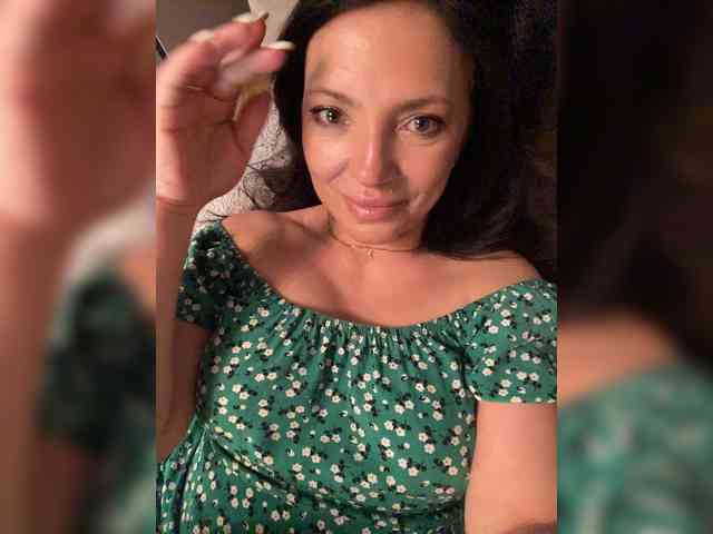 ProstoLolkaXXX webcam