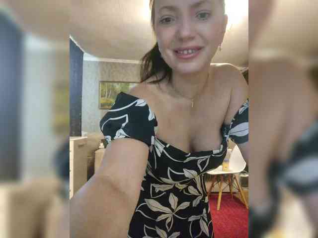 ProstoLolkaXXX webcam