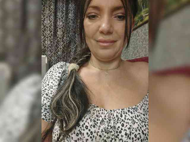 ProstoLolkaXXX webcam
