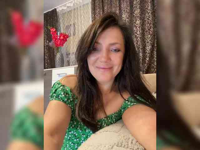 ProstoLolkaXXX webcam