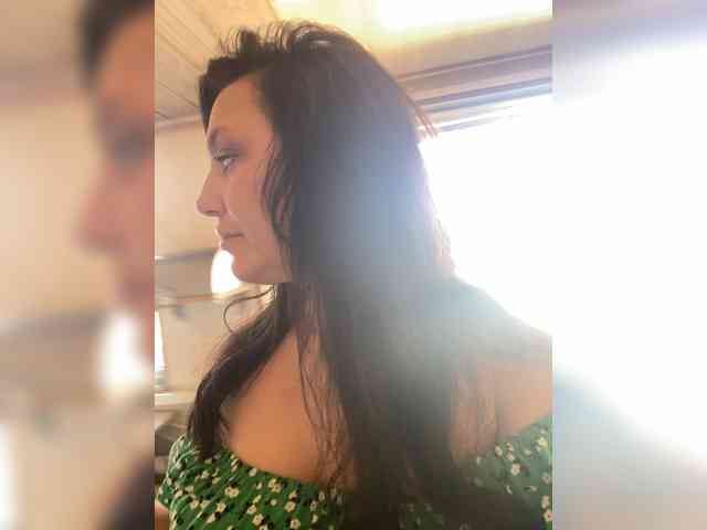 ProstoLolkaXXX webcam