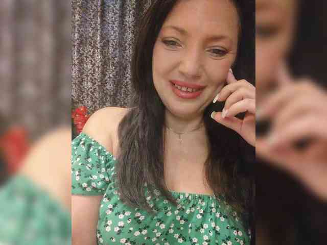 ProstoLolkaXXX webcam