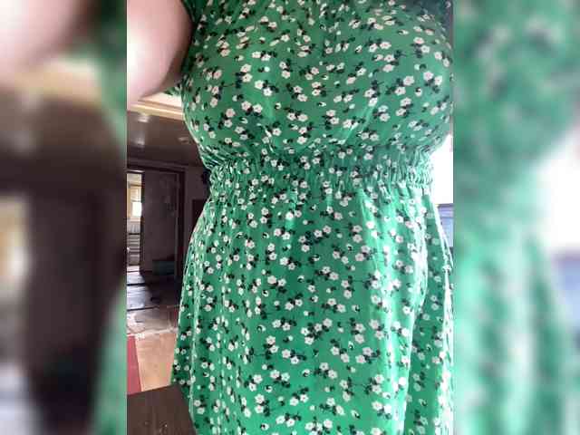 ProstoLolkaXXX webcam