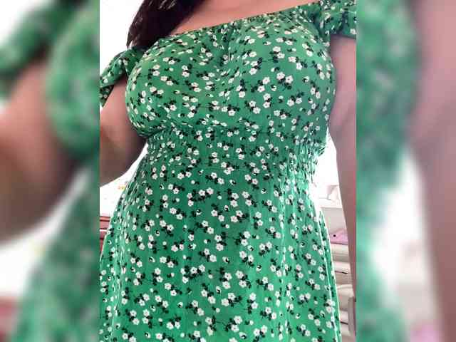 ProstoLolkaXXX webcam