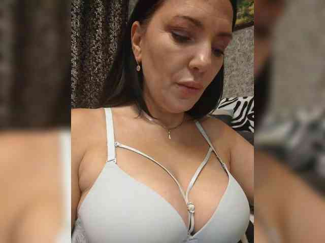 ProstoLolkaXXX webcam