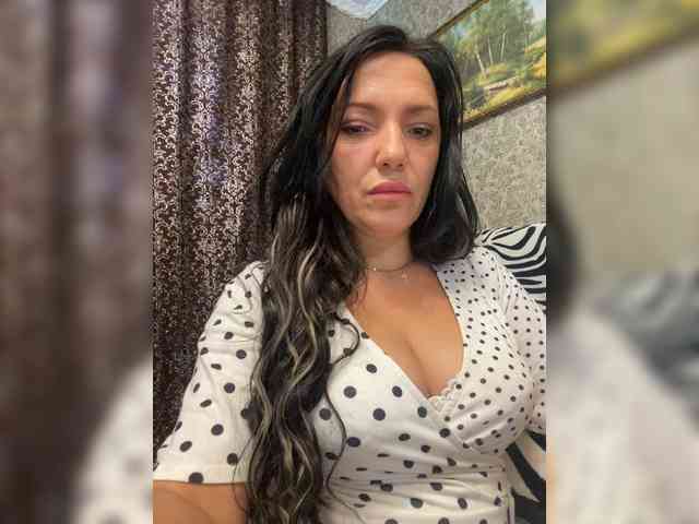 ProstoLolkaXXX webcam