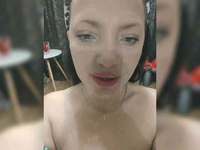 ProstoLolkaXXX webcam