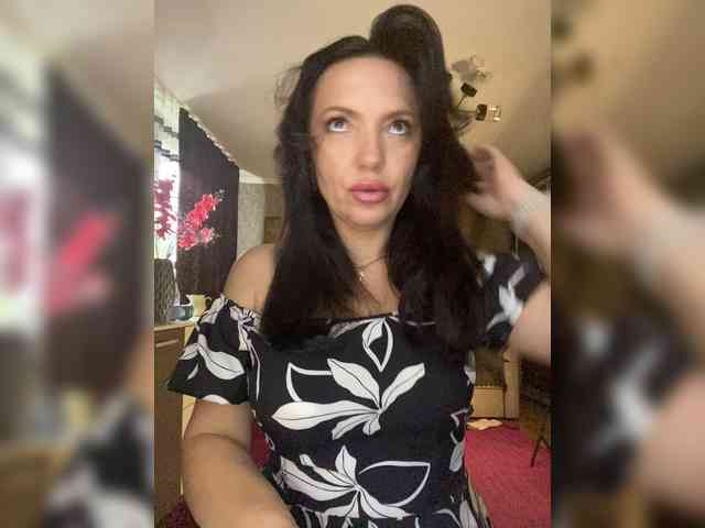 ProstoLolkaXXX webcam