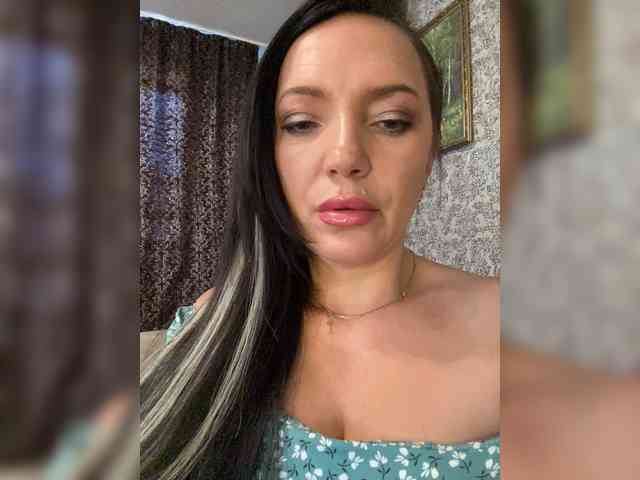 ProstoLolkaXXX webcam